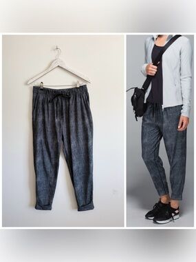 LULULEMON Jet Crop Pants Burlap Texture Black Dune Print Size 8